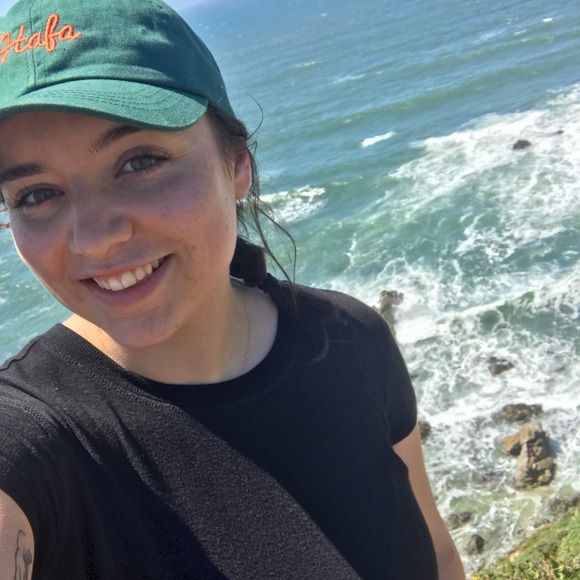 Meet your Posher, Carmen - Picture 1 of 1